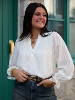 Shop Chemise Athéna Beige Blouses & Chemises