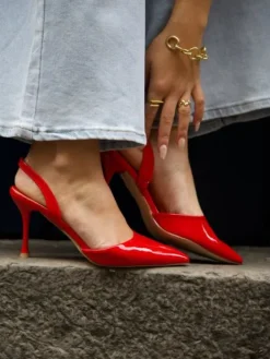 Shop Escarpins Marie Rouge Chaussures
