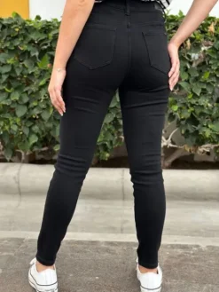 Shop Jeans Alima Noir Jeans