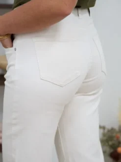 Shop Jeans Onora Écru Jeans