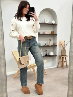 Shop Pull Cali Beige Pulls Et Gilets