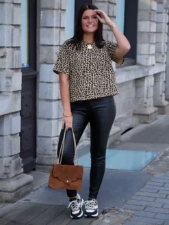 Shop Tee shirt Alma Léopard Clair Tops & Teeshirts